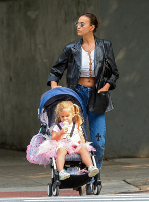 Irina Sheik pic #1233604