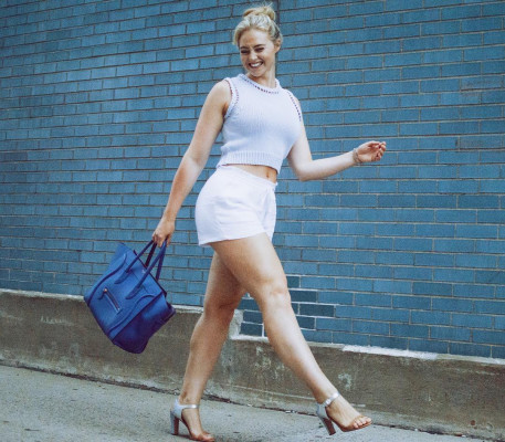 Iskra Lawrence pic #944599