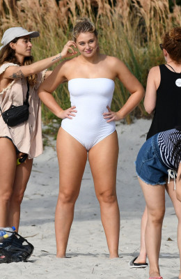 Iskra Lawrence pic #1091559