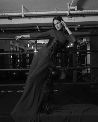photo 5 in Izabel Goulart gallery [id1361686] 2024-12-04 00:00:00