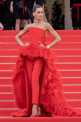 photo 14 in Izabel Goulart gallery [id1305634] 2022-07-20 00:00:00