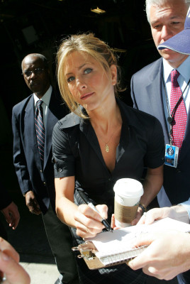 Jennifer Aniston pic #431991