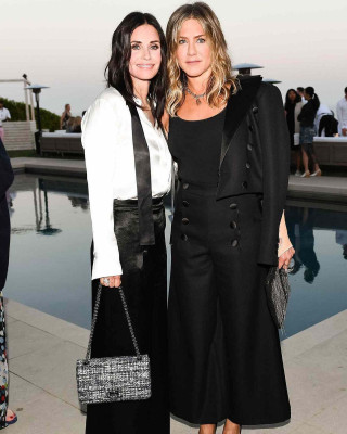 photo 13 in Jennifer Aniston gallery [id1341524] 2024-01-19 00:00:00