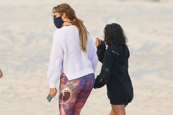 Jennifer Lopez pic #1228816