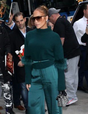 Jennifer Lopez pic #1189417