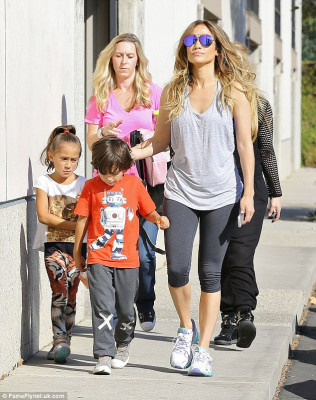 Jennifer Lopez pic #733675