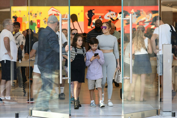 Jennifer Lopez pic #1107761