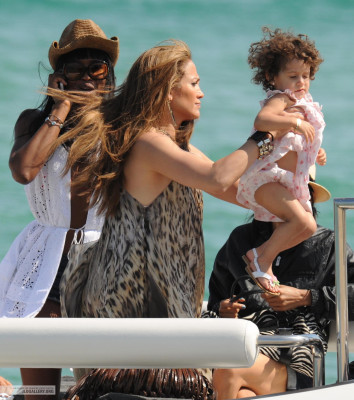 Jennifer Lopez pic #259455