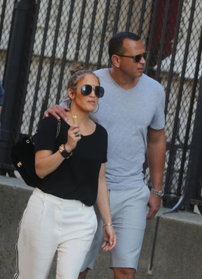 Jennifer Lopez pic #944881