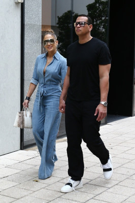 Jennifer Lopez pic #1126931