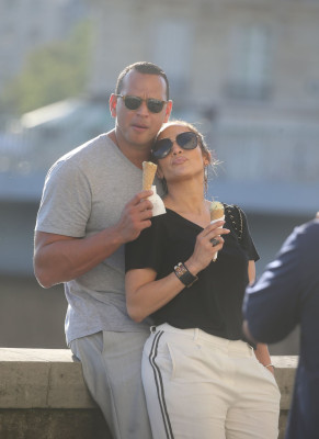 Jennifer Lopez pic #944879