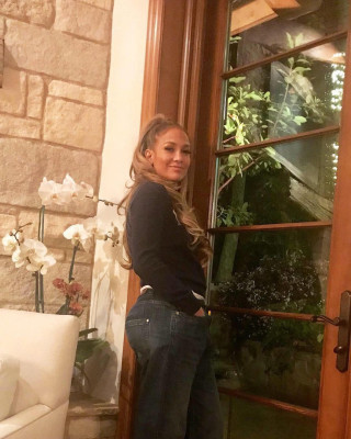 Jennifer Lopez pic #1017510