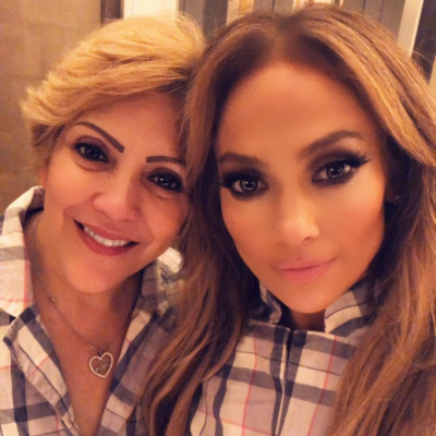 Jennifer Lopez pic #1037851