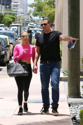 Jennifer Lopez pic #1034866
