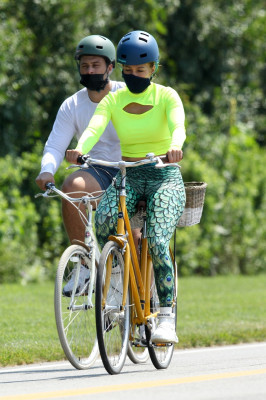 Jennifer Lopez pic #1229396