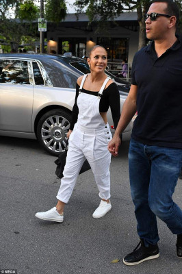 Jennifer Lopez pic #1034770