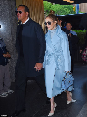 Jennifer Lopez pic #1036720