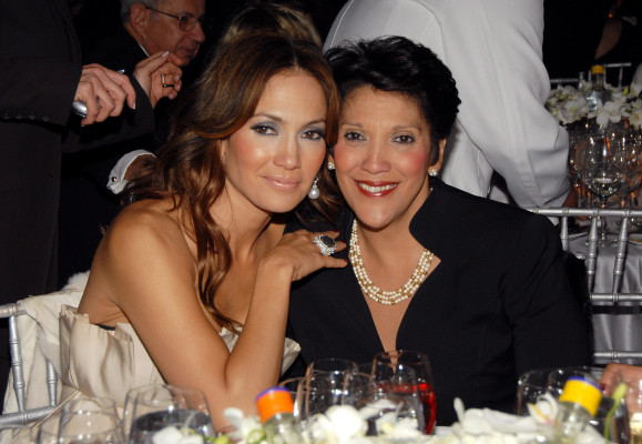 Jennifer Lopez pic #695259
