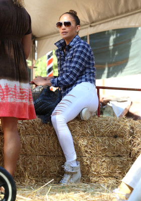 Jennifer Lopez pic #734564