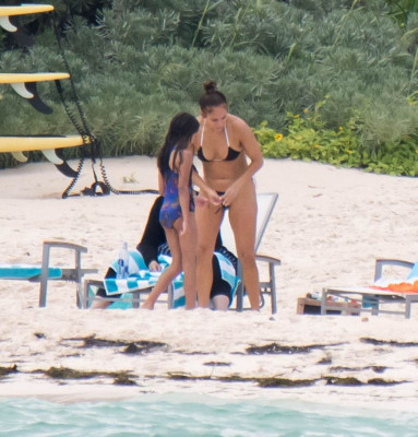 Jennifer Lopez pic #1055233