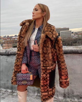 Jennifer Lopez pic #1206671