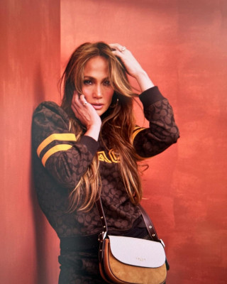 photo 3 in Jennifer Lopez gallery [id1315716] 2022-11-28 00:00:00