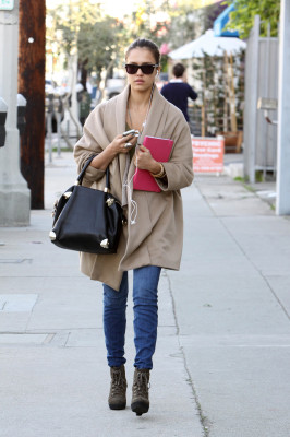 Jessica Alba pic #481114