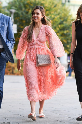 Jessica Alba pic #1147816