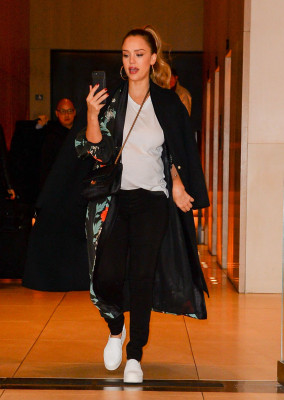 Jessica Alba pic #980275