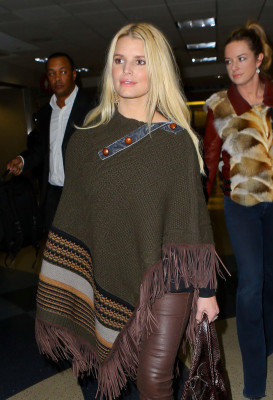 Jessica Simpson pic #670500