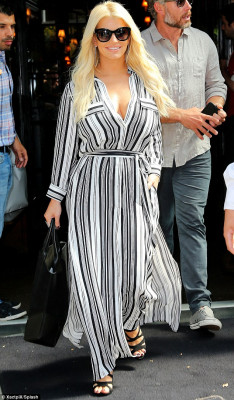 photo 8 in Jessica Simpson gallery [id796904] 2015-09-14 00:00:00