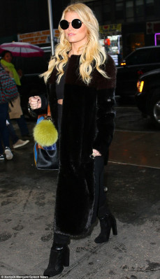 Jessica Simpson pic #817919