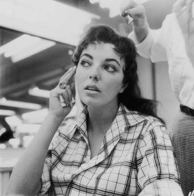 Joan Collins pic #182424