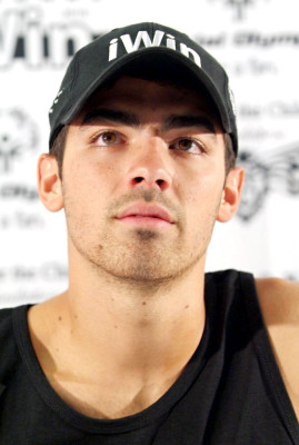 Joe Jonas pic #433325