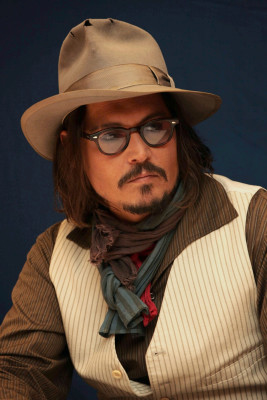 photo 8 in Depp gallery [id318075] 2010-12-23 00:00:00