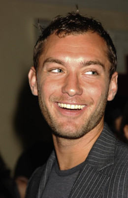 Jude Law pic #48032