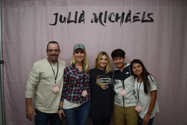 photo 8 in Julia Michaels gallery [id1161434] 2019-07-28 00:00:00