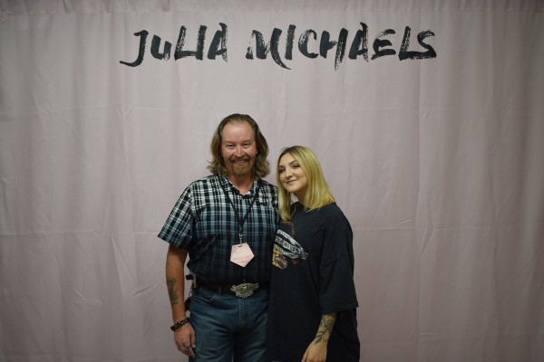 photo 6 in Julia Michaels gallery [id1161436] 2019-07-28 00:00:00