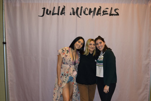 photo 3 in Julia Michaels gallery [id1141242] 2019-06-04 00:00:00