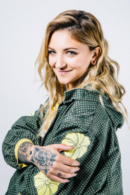 Julia Michaels pic #1017743