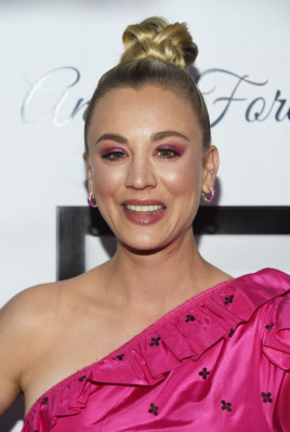 Kaley Cuoco pic #1083133