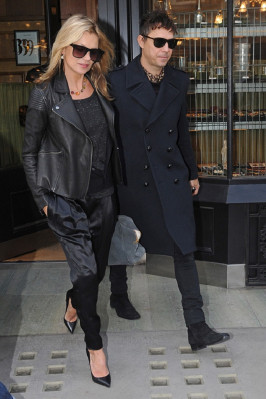photo 20 in Kate Moss gallery [id567856] 2013-01-22 00:00:00