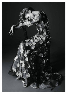 photo 6 in Kate Moss gallery [id372283] 2011-04-25 00:00:00