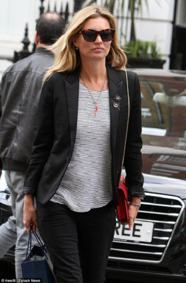 photo 10 in Kate Moss gallery [id690635] 2014-04-19 00:00:00