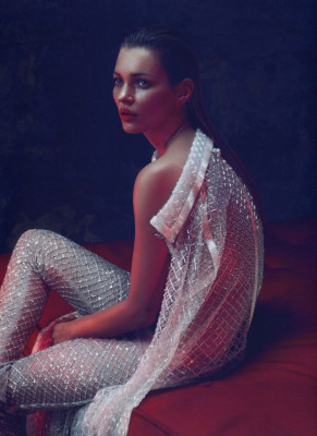 photo 23 in Kate Moss gallery [id366533] 2011-04-08 00:00:00