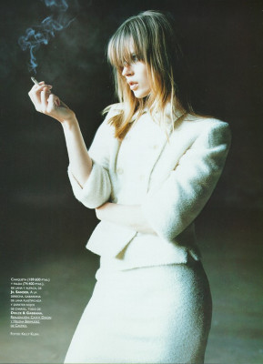 photo 17 in Kate Moss gallery [id18965] -0001-11-30 00:00:00