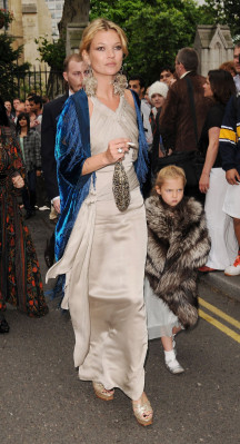 photo 26 in Kate Moss gallery [id226753] 2010-01-15 00:00:00