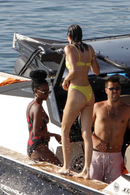 Kendall Jenner pic #1155027