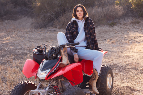 photo 28 in Kendall Jenner gallery [id1285748] 2021-12-10 00:00:00