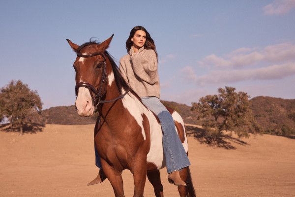 photo 25 in Kendall Jenner gallery [id1285751] 2021-12-10 00:00:00